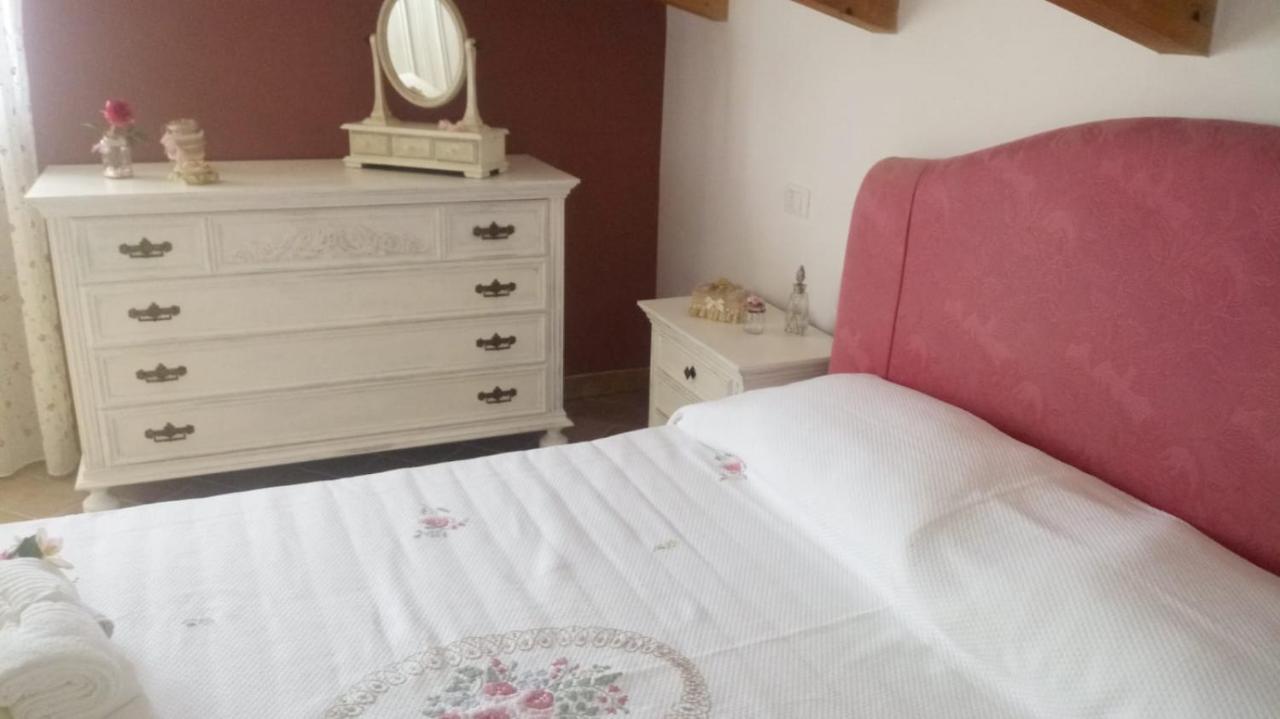 Il Cielo In Una Stanza Hotell Giulianova Eksteriør bilde